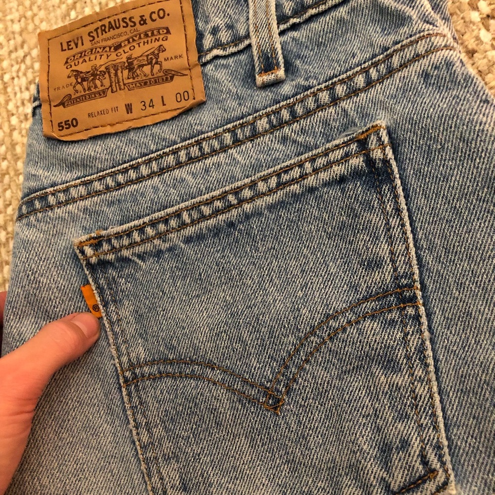 Vintage 550 Levi’s Shorts W34 women’s 12-14?